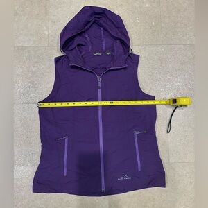 Eddie Bauer Deep Purple Travex Vest w/hood in Medium